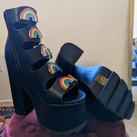 YRU Black Dreamscape Rainbow Platforms 7 - Picture 3 of 3